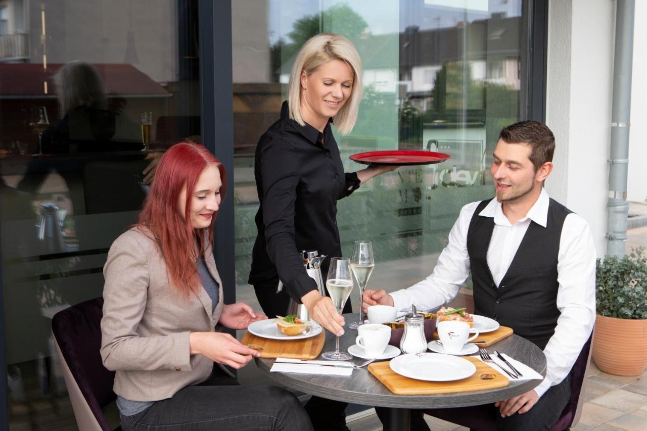 Hotel Velo Quakenbruck Ngoại thất bức ảnh